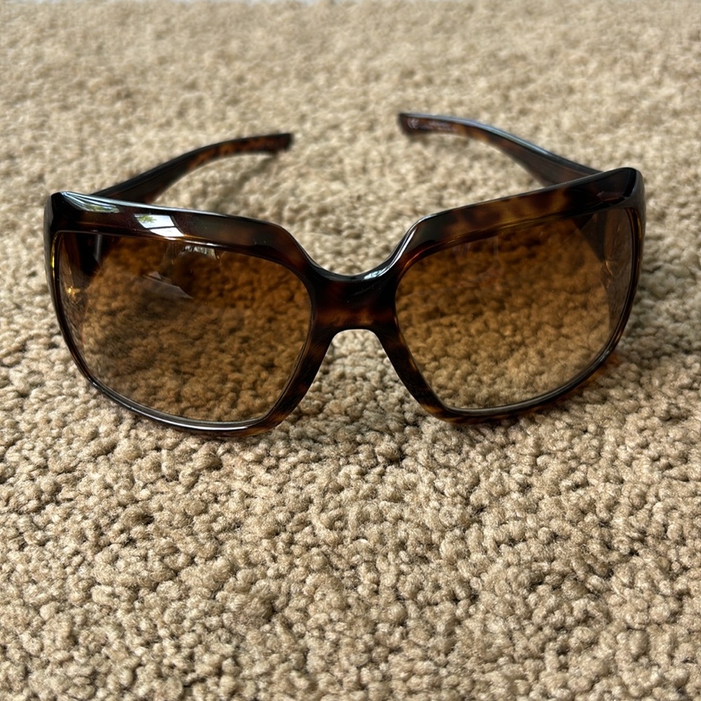 100% Authentic Gucci Tortoiseshell Sunglasses Squ… - image 2